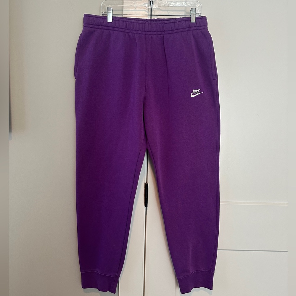 Men’s Nike Vibrant Purple Joggers, VGUC